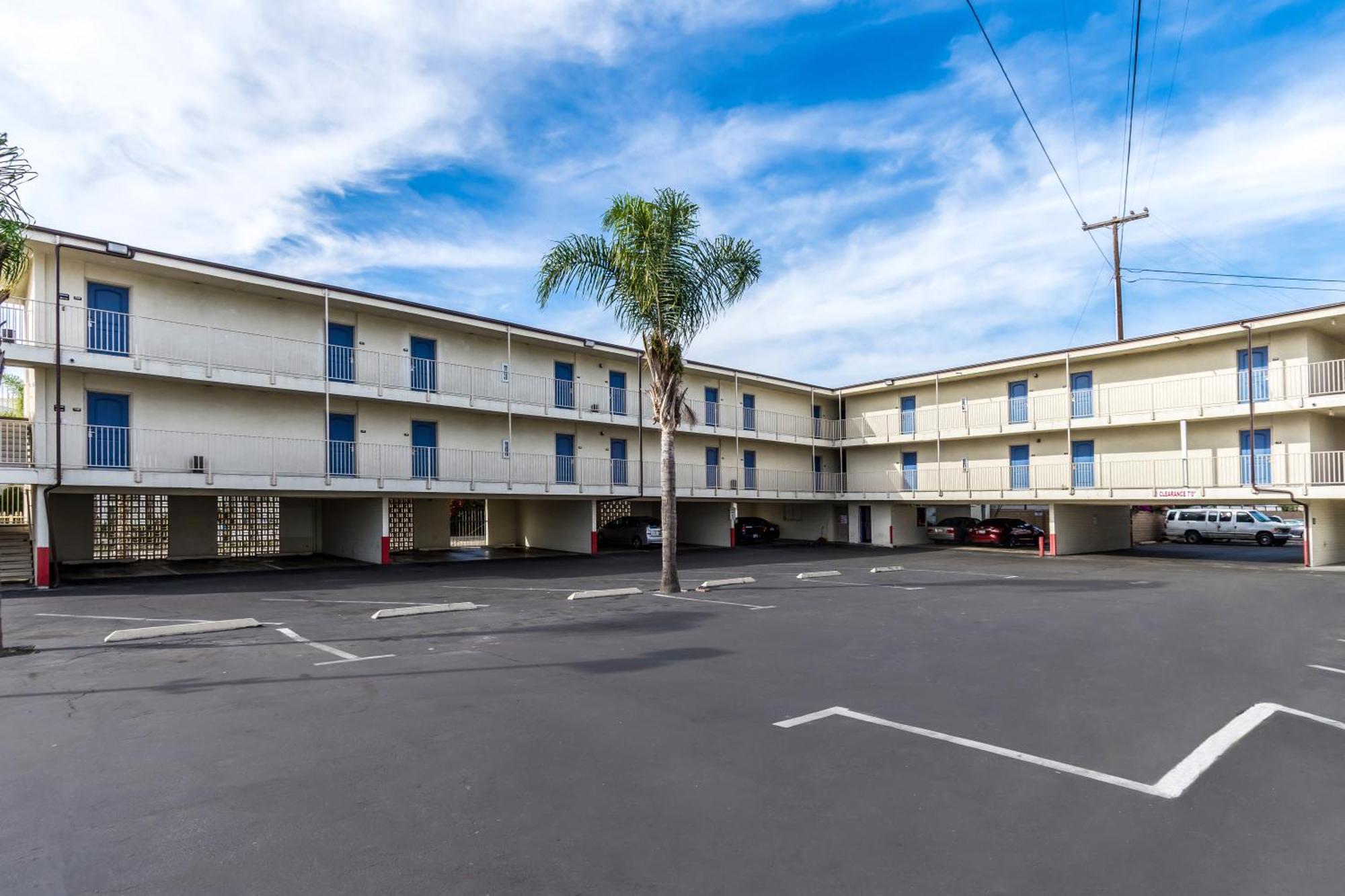 Pacific Inn 欧申赛德 外观 照片